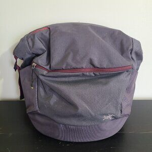 Arc'teryx Mistral 16 Side Bag Shoulder Sise Bag Gray Discontinued